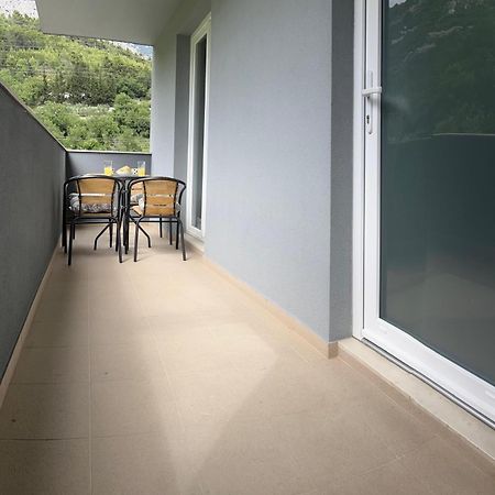 Villa Bubalo โอมิช ภายนอก รูปภาพ
