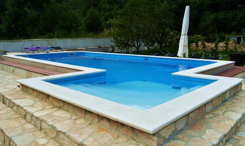 Villa Bubalo โอมิช ภายนอก รูปภาพ