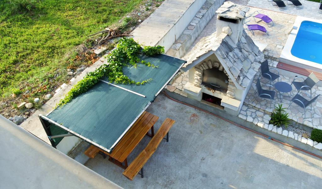 Villa Bubalo โอมิช ภายนอก รูปภาพ