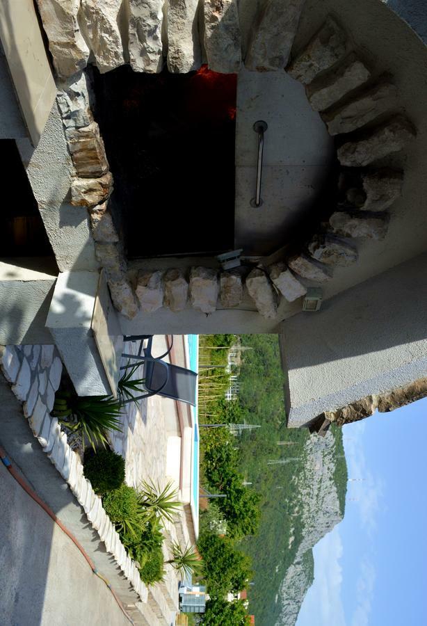 Villa Bubalo โอมิช ภายนอก รูปภาพ